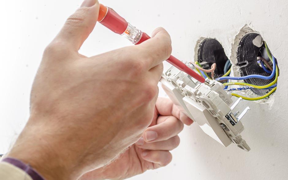 cherche électricien pas cher Chelles
